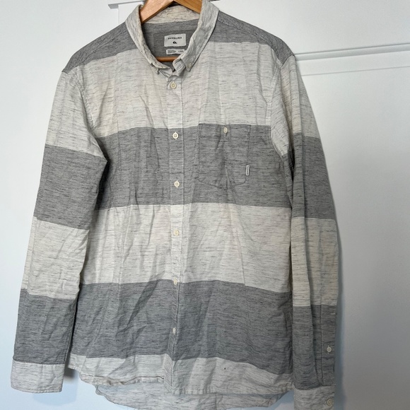 Quicksilver Button Down Shirt Men's Large - Picture 2 of 5